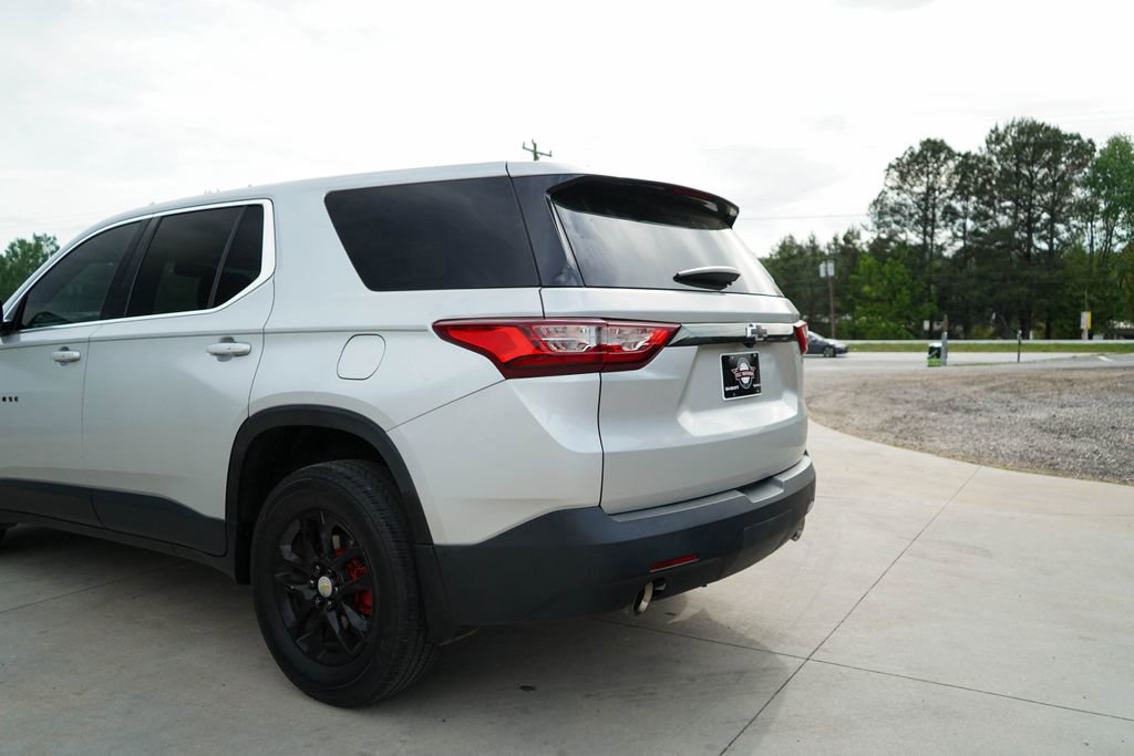 Used 2020 Chevrolet Traverse LS w/ LPO, Blackout Package image 14