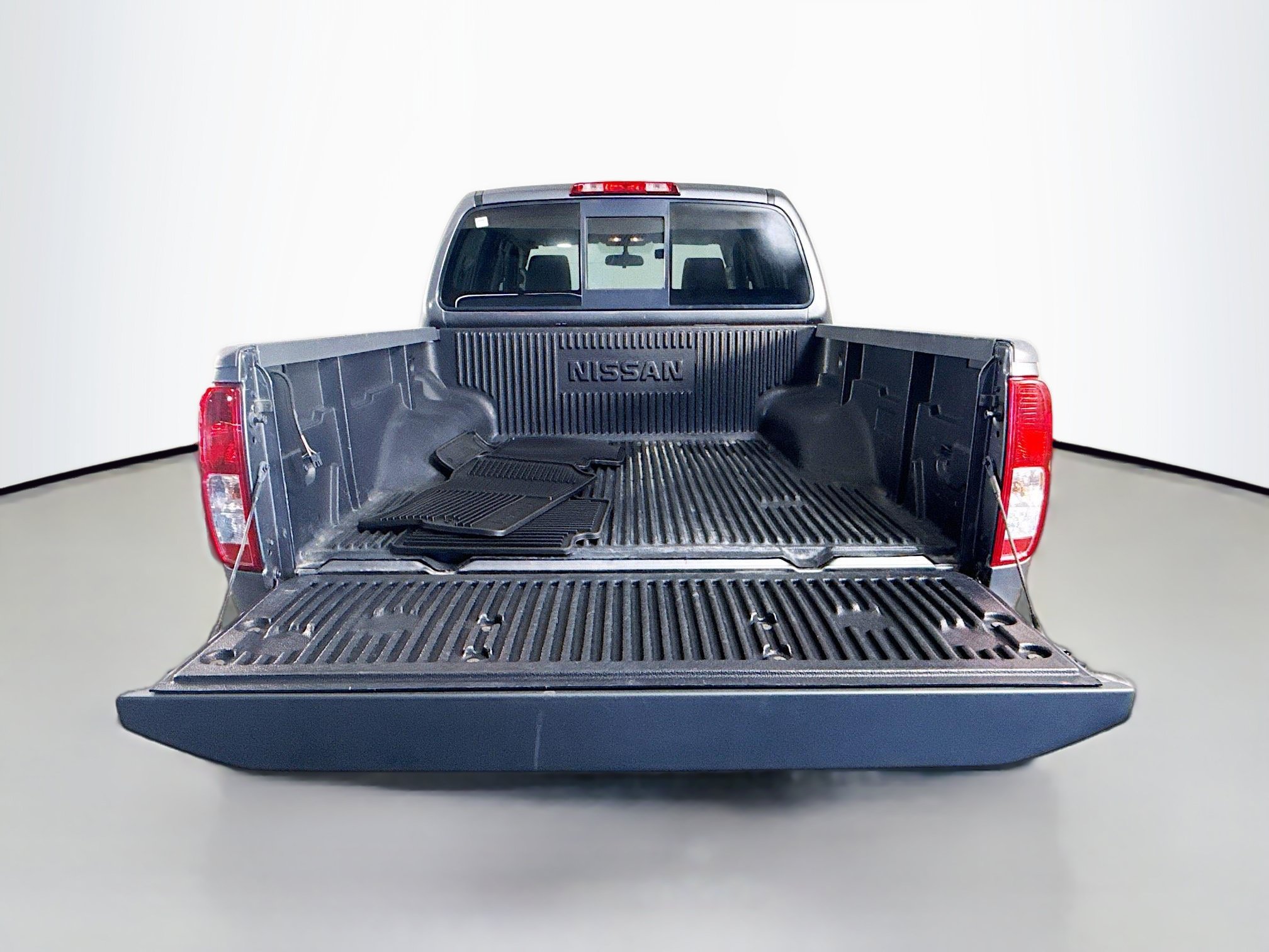 Used 2017 Nissan Frontier SV AWD/4WD image 33