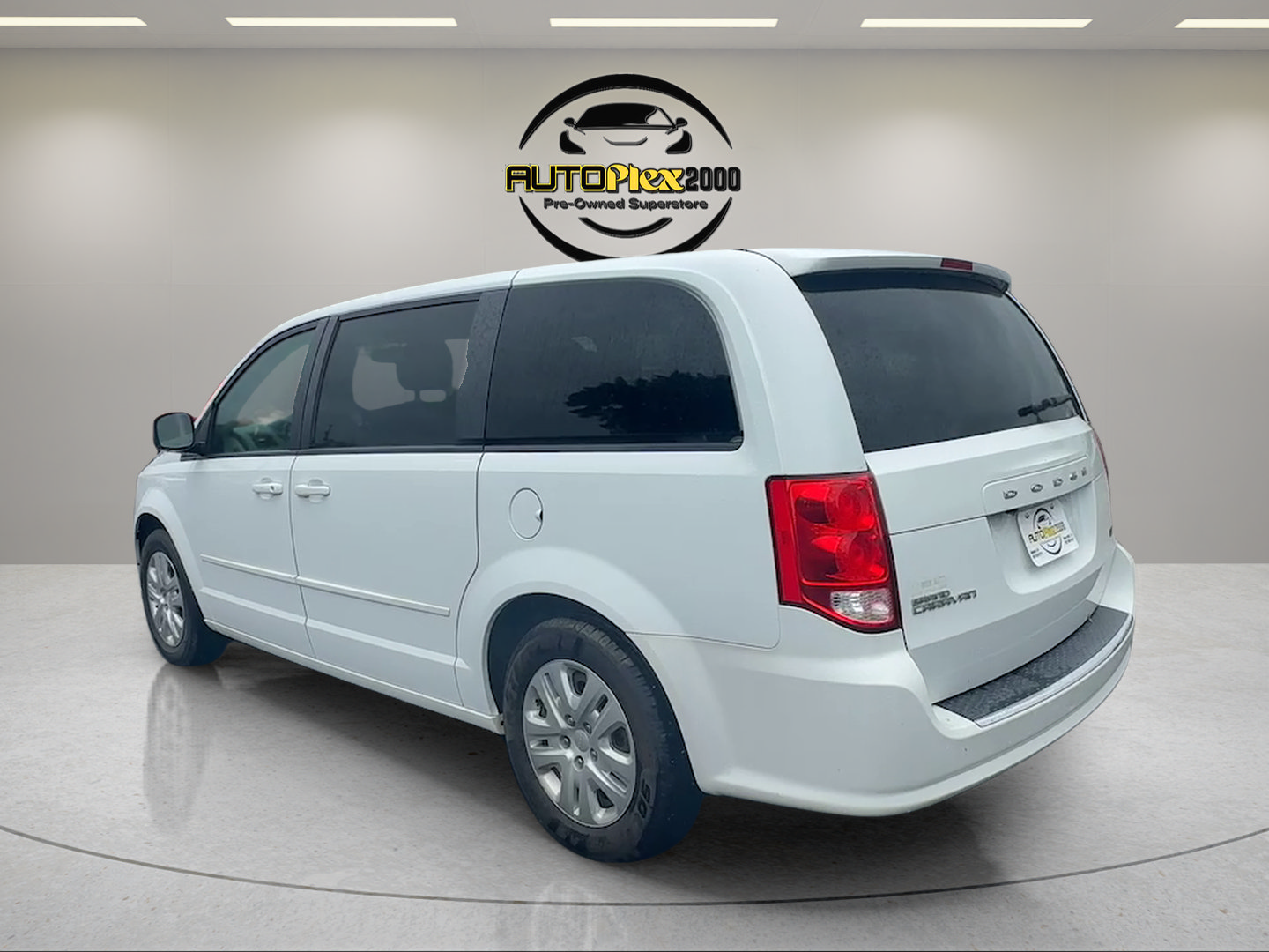 Used 2017 Dodge Grand Caravan SE w/ Power Window Group FWD image 5