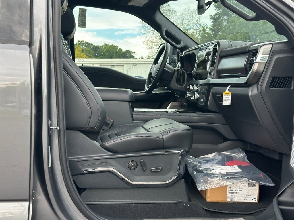 New 2026 Ford F350 Platinum image 27