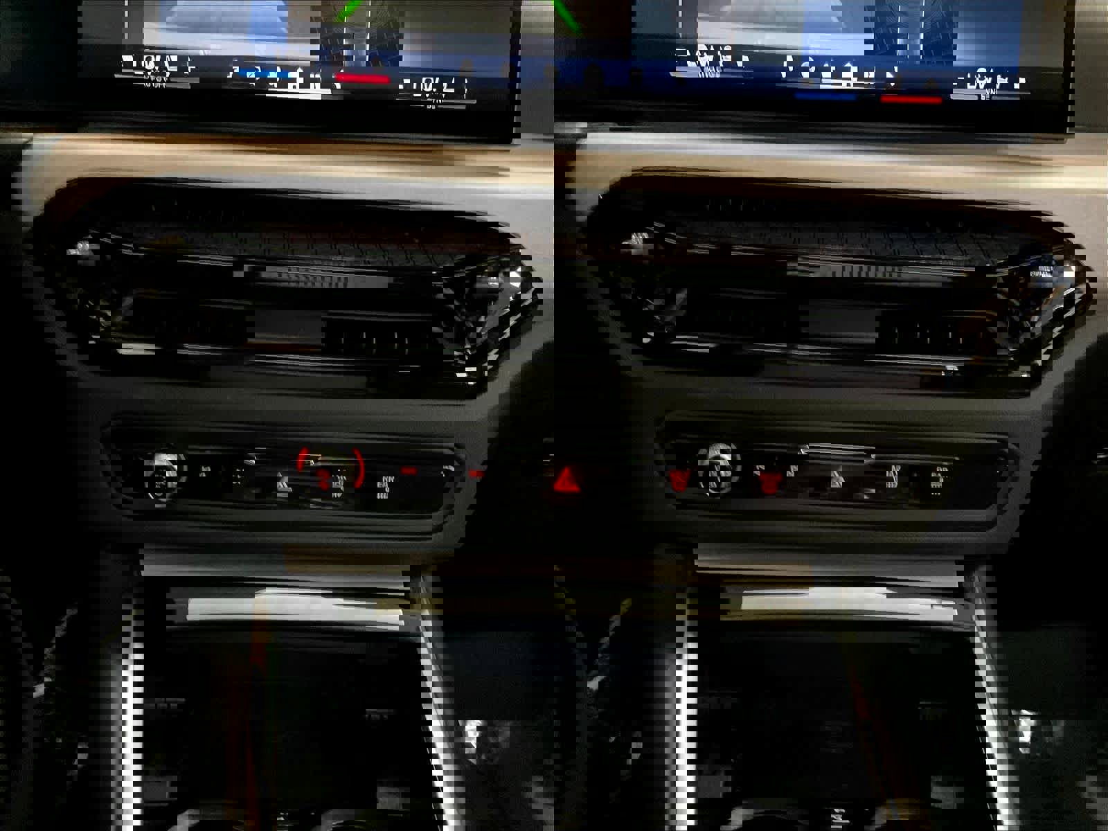 Used 2025 BMW 330i Sedan w/ Premium Package image 36