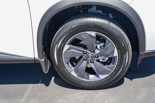 New 2026 Nissan Rogue SV image 10