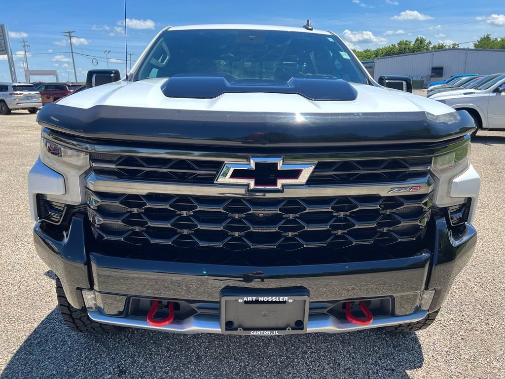 Used 2023 Chevrolet Silverado 1500 ZR2 w/ Technology Package AWD/4WD image 10