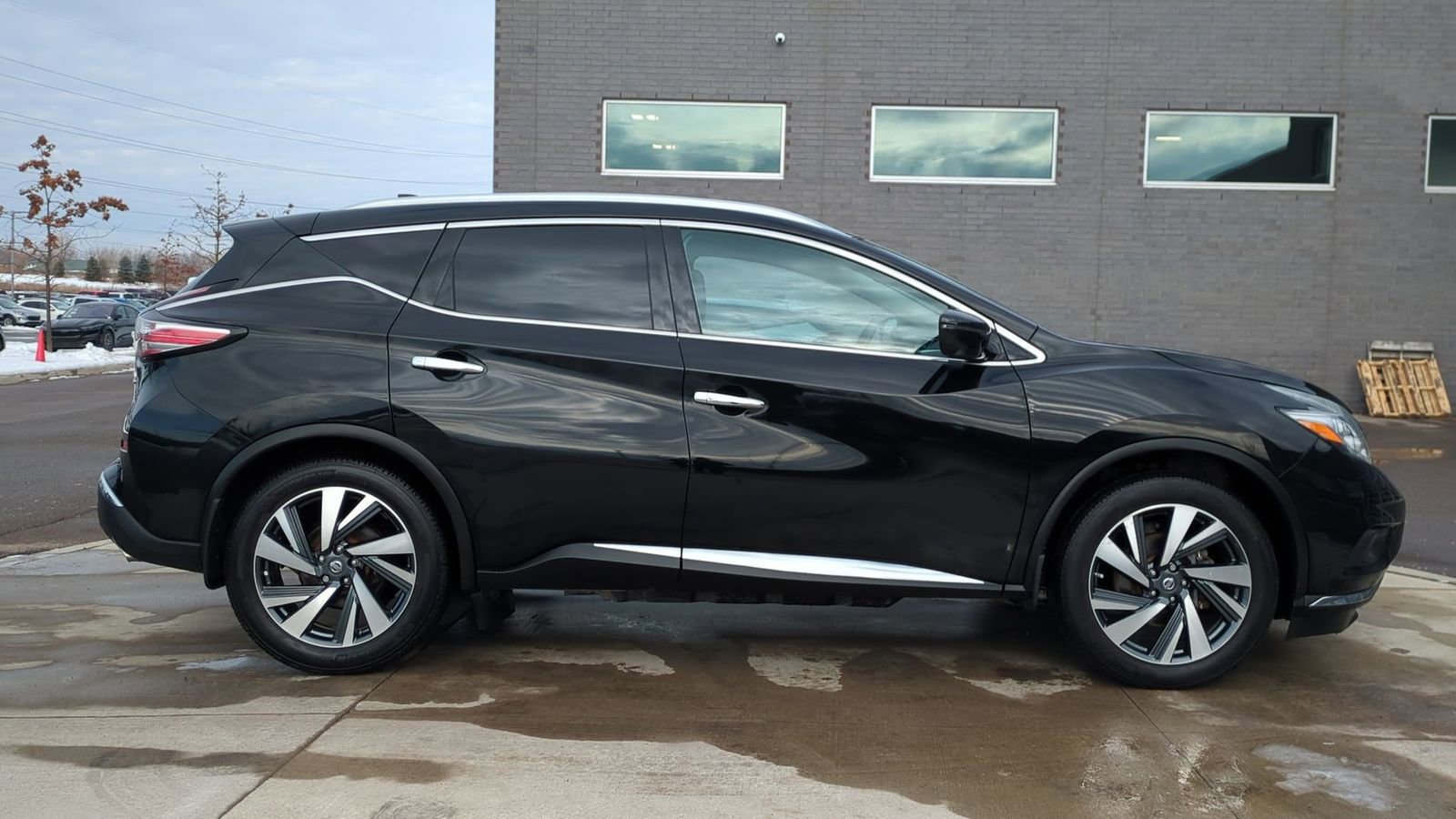 Used 2018 Nissan Murano Platinum image 7