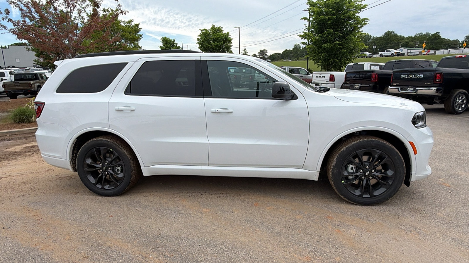 New 2026 Dodge Durango GT w/ Blacktop Package RWD image 7