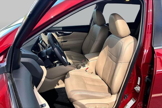 Certified 2019 Nissan Rogue SL w/ Premium Package AWD/4WD image 8