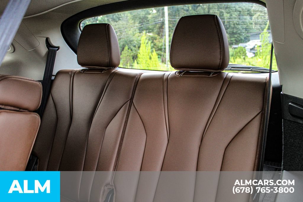 Used 2025 Acura MDX w/ Technology Package FWD image 17