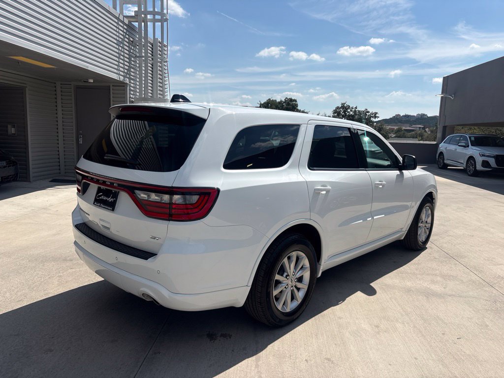 Used 2025 Dodge Durango GT RWD image 7