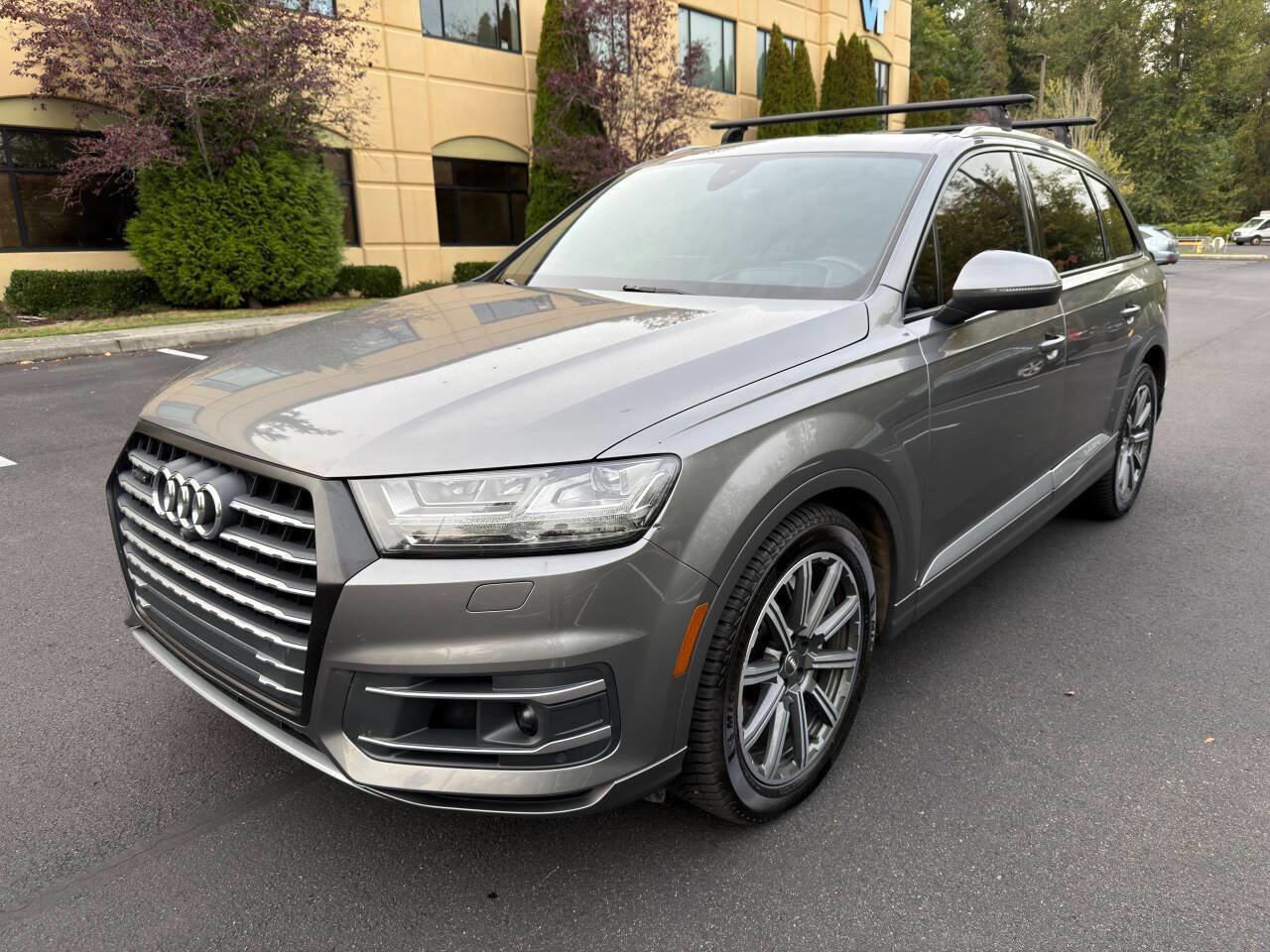 Used 2017 Audi Q7 3.0T Prestige w/ Prestige Package