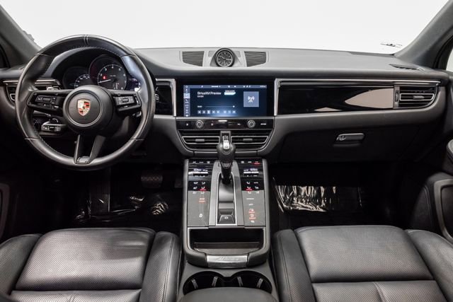 Used 2023 Porsche Macan image 21