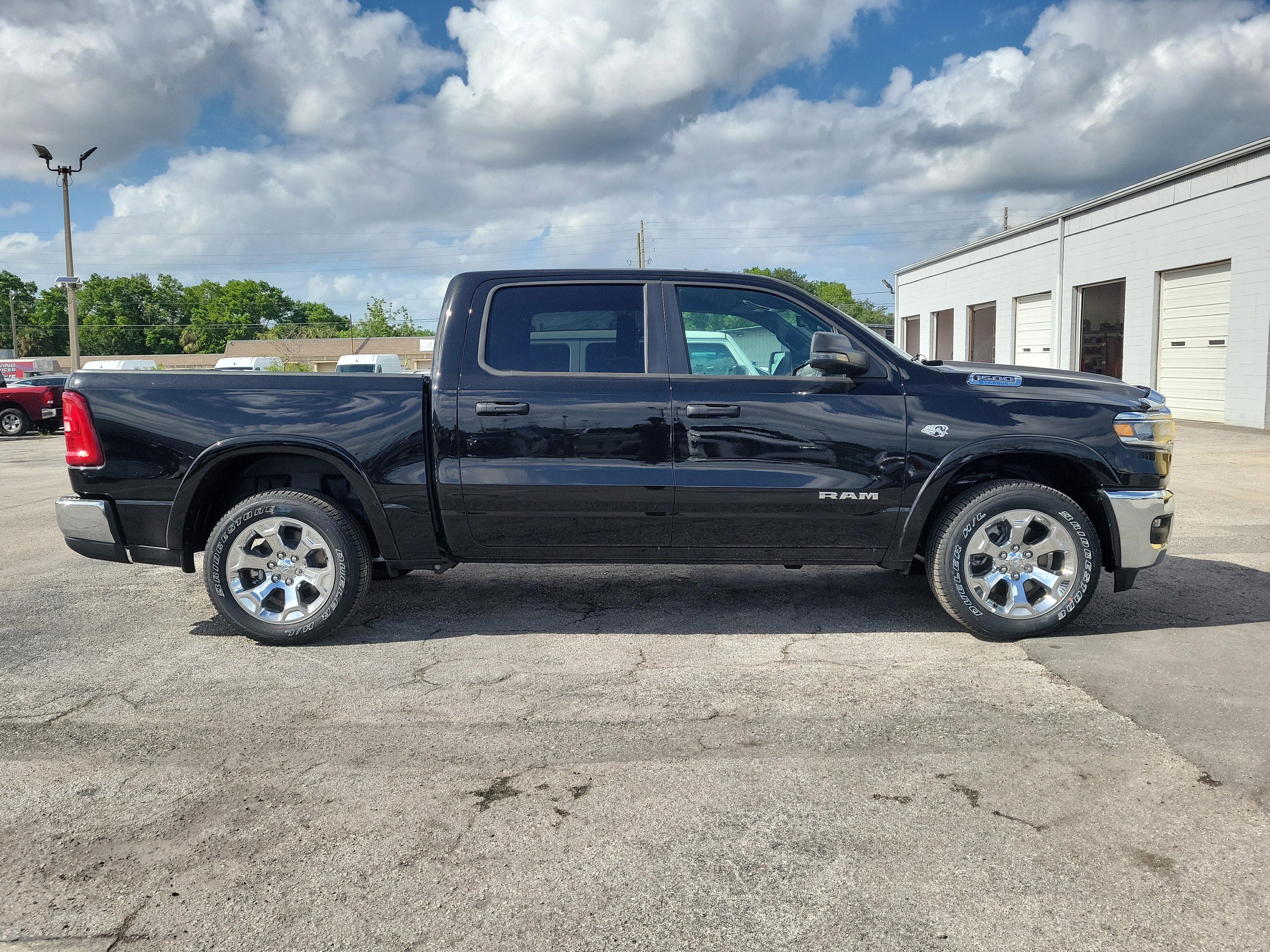 Used 2026 RAM 1500 Big Horn AWD/4WD image 8