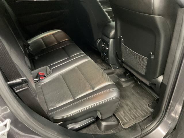 Used 2018 Jeep Grand Cherokee Overland AWD/4WD image 11