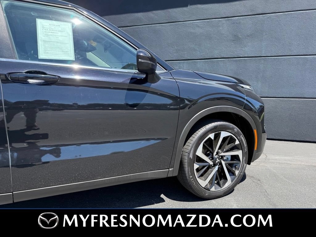Used 2022 Mitsubishi Outlander ES FWD image 13