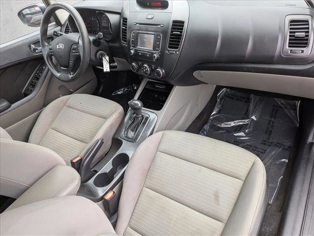 Used 2016 Kia Forte LX w/ LX Popular Plus Package image 19