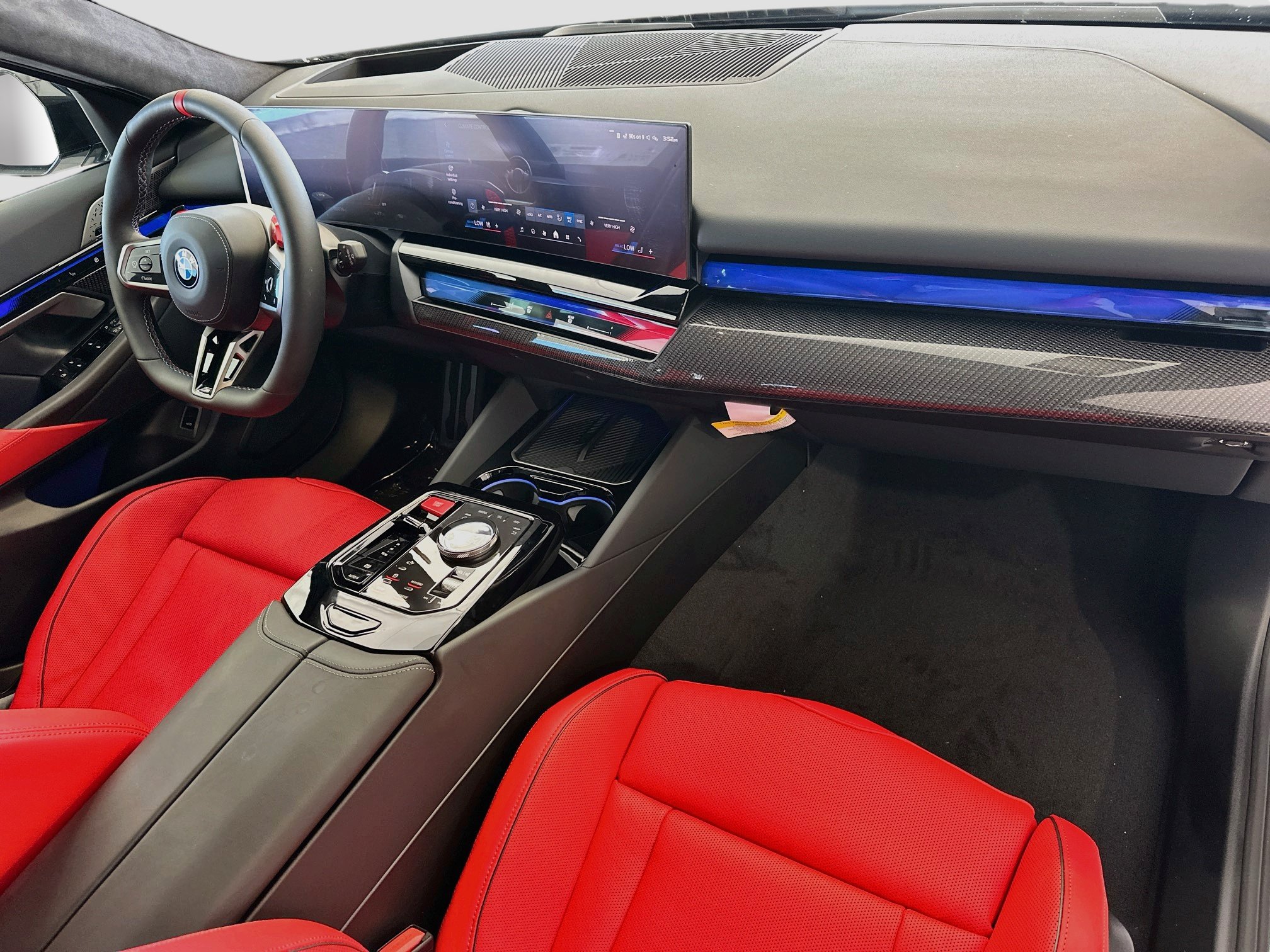 New 2027 BMW M5 Touring AWD/4WD image 24