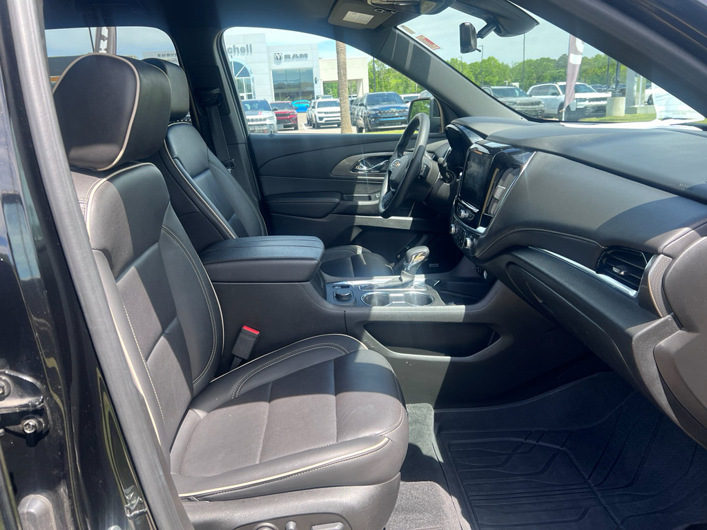 Used 2023 Chevrolet Traverse Premier w/ LPO, 'HIT The Road' Package FWD image 15
