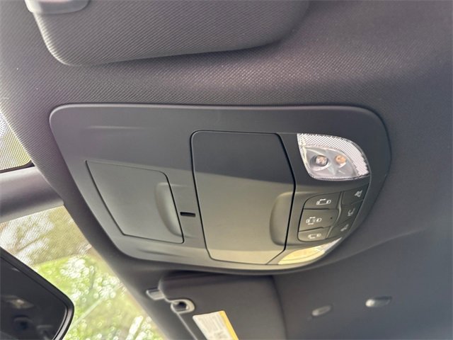 New 2026 Chrysler Pacifica Select image 28