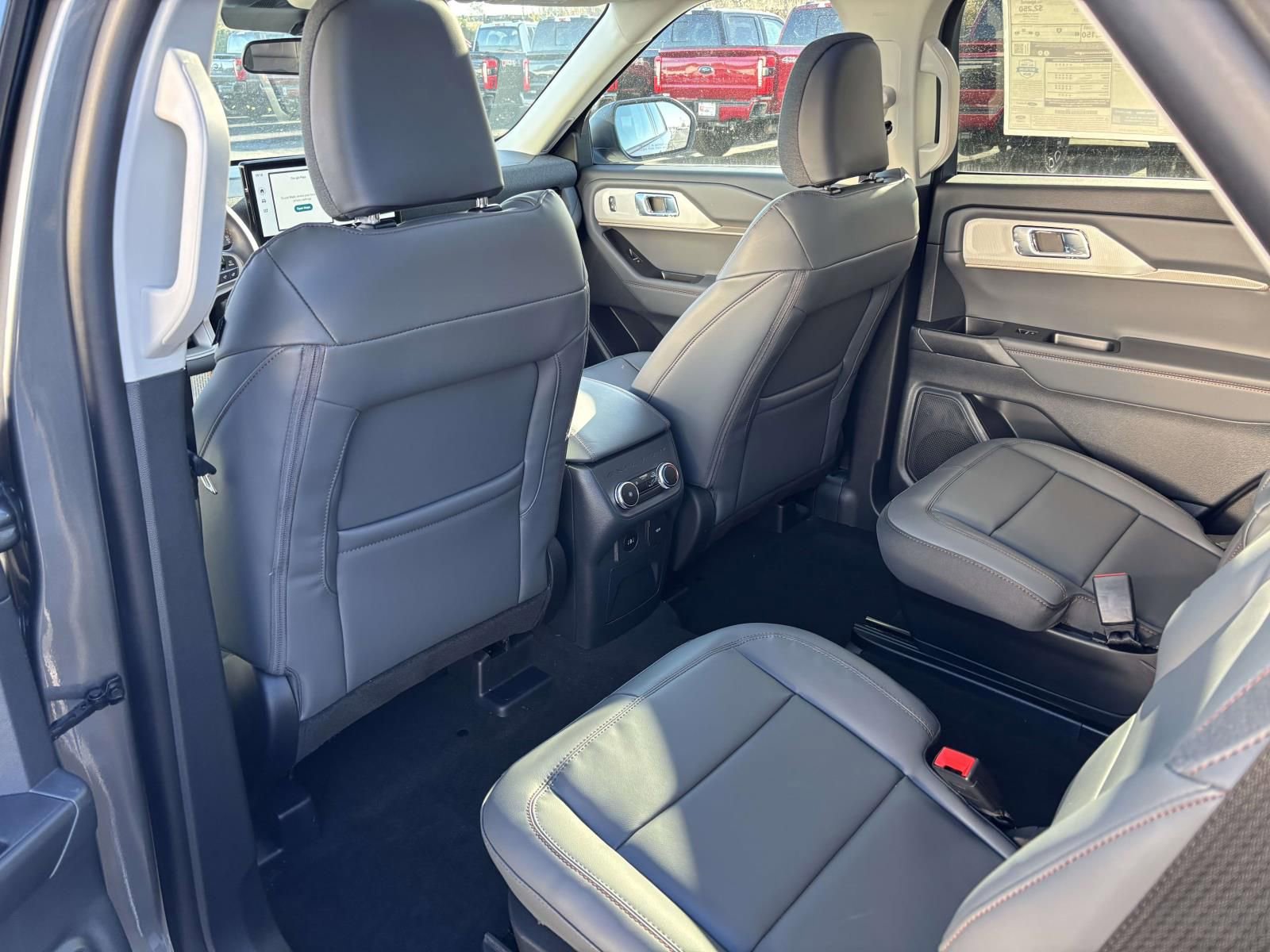 New 2026 Ford Explorer Active image 28