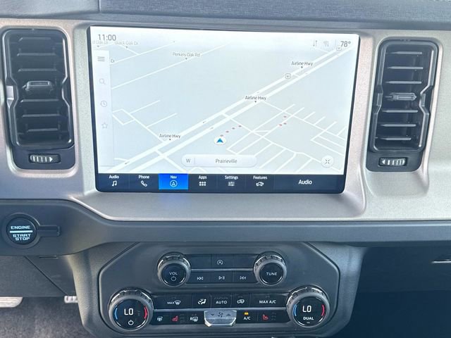 Used 2025 Ford Bronco Outer Banks AWD/4WD image 32