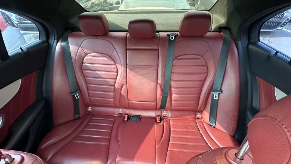 Used 2019 Mercedes-Benz C 300 Sedan image 7