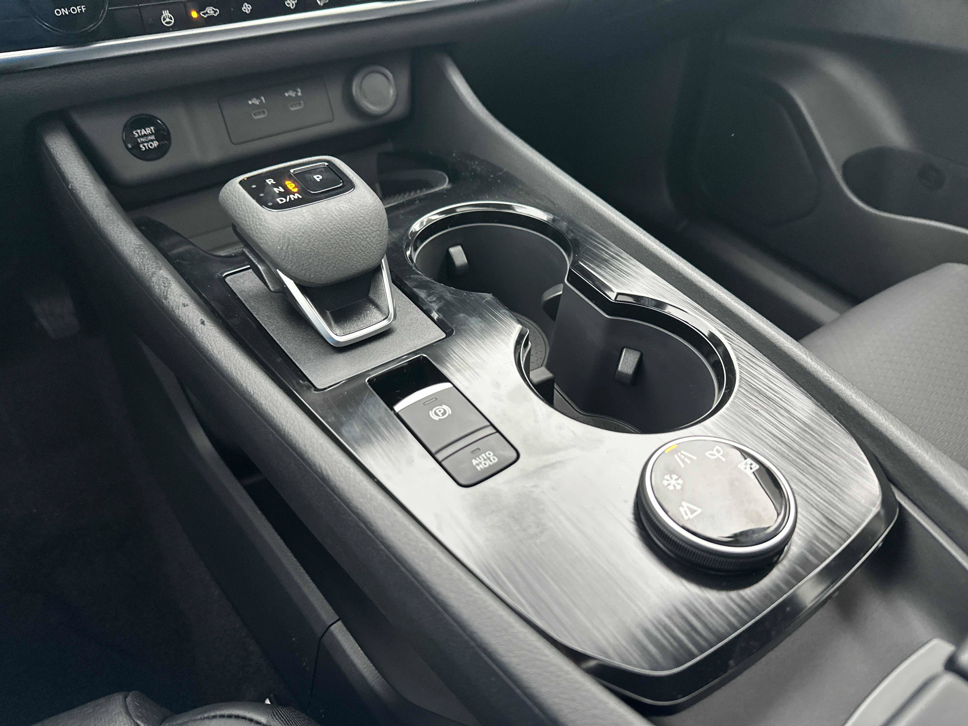 New 2027 Nissan Rogue SV AWD/4WD image 31