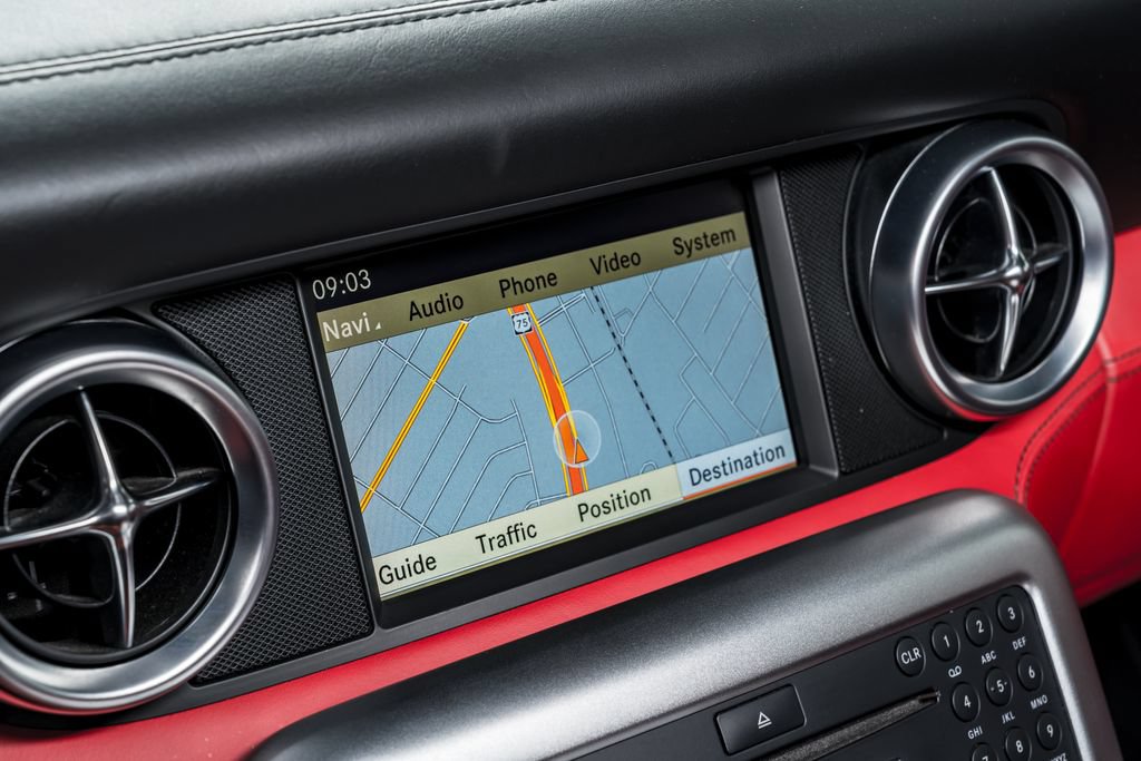 Used 2011 Mercedes-Benz SLS AMG Coupe image 19