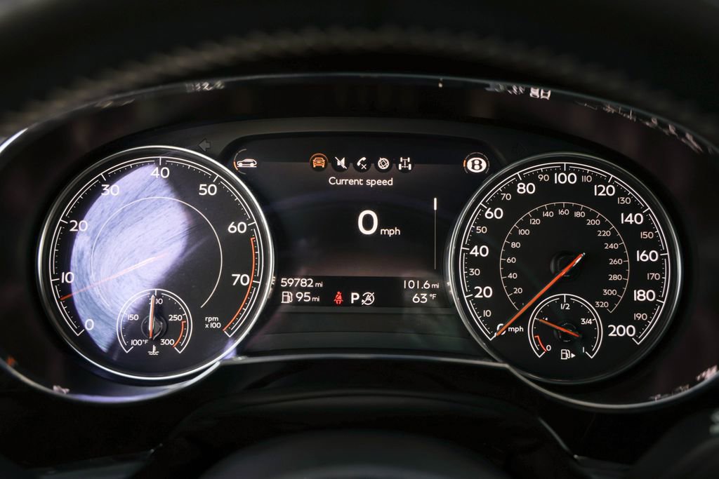 Used 2018 Bentley Bentayga AWD/4WD image 13