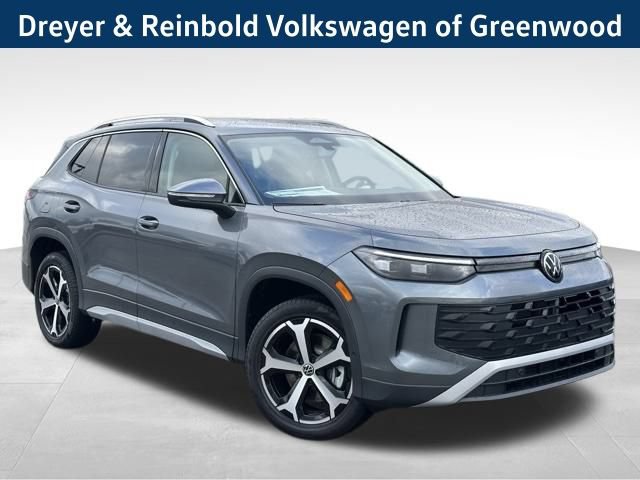 New 2026 Volkswagen Tiguan SE AWD/4WD image 1