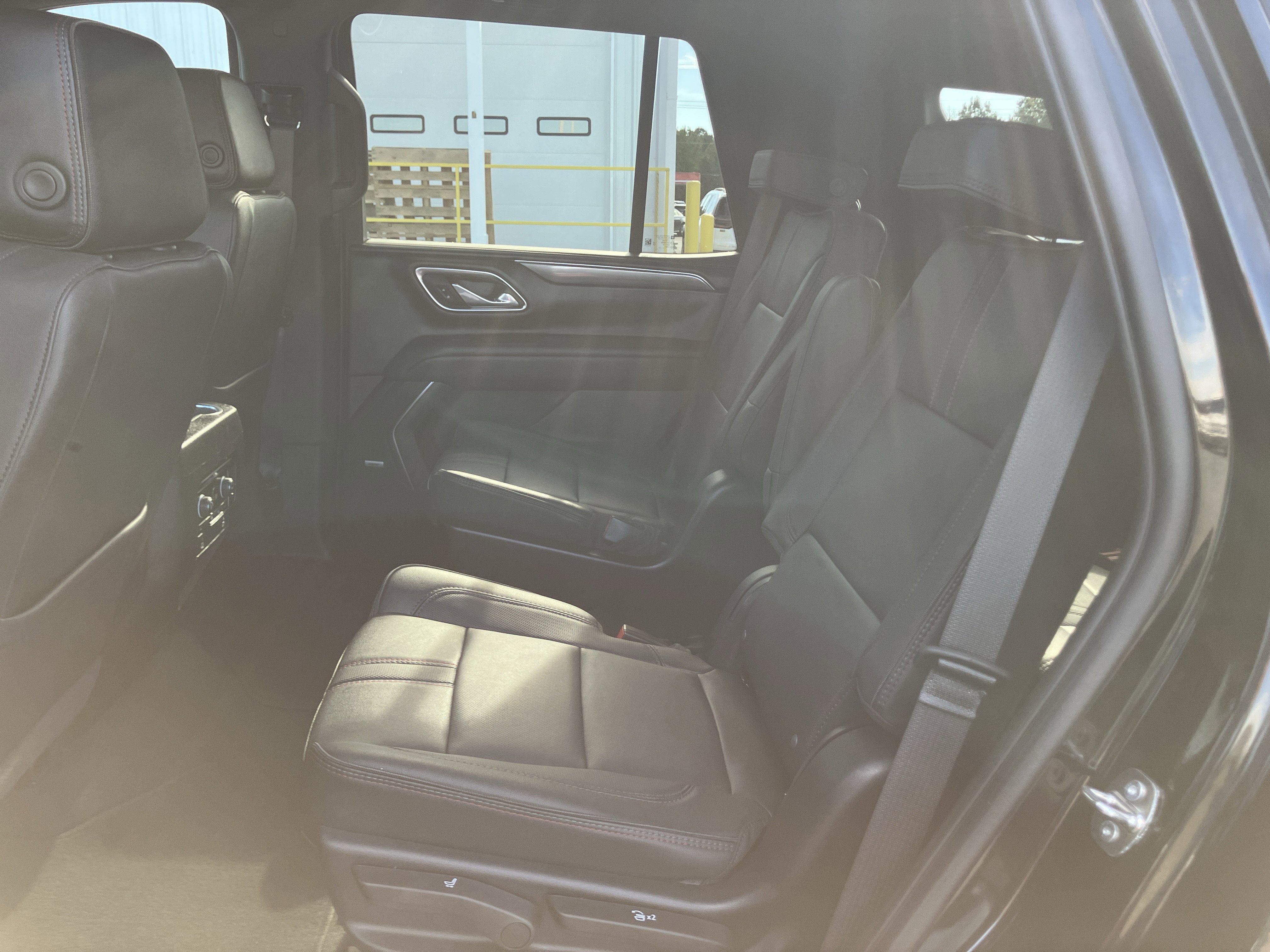 Used 2023 Chevrolet Tahoe RST w/ Luxury Package image 18