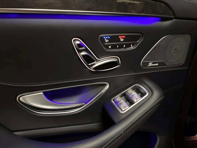 Used 2018 Mercedes-Benz S 450 Sedan image 37