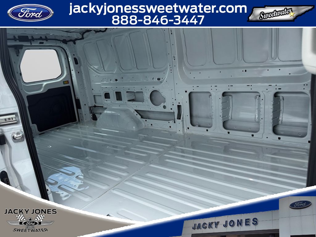 New 2026 Ford Transit 250 Low Roof w/ Fleet Fuel Economy Package RWD image 17