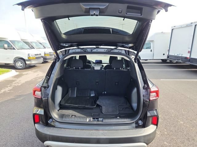 Used 2023 Ford Escape Active AWD/4WD image 30