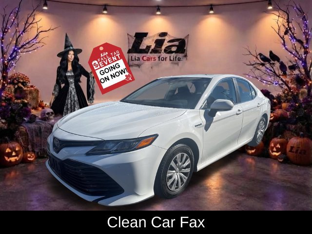 Used 2020 Toyota Camry LE w/ Sunroof Package FWD image 8