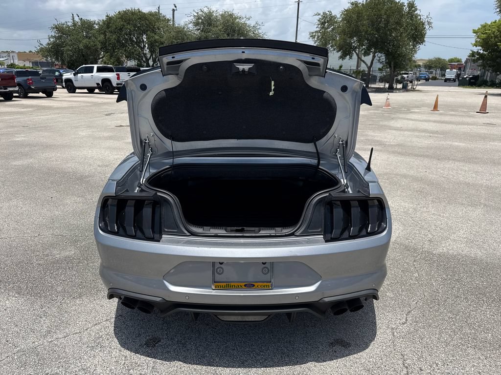 Used 2022 Ford Mustang GT Premium w/ Equipment Group 401A RWD image 29