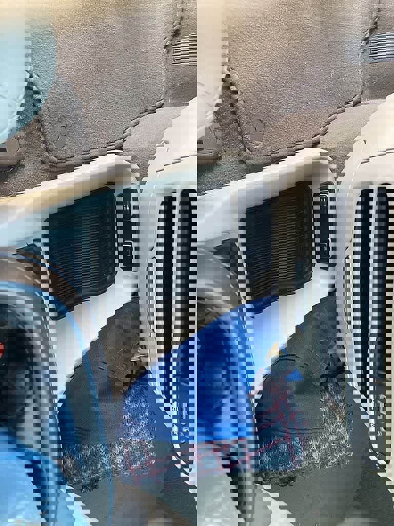 Used 2020 Chrysler Pacifica Touring-L FWD image 16