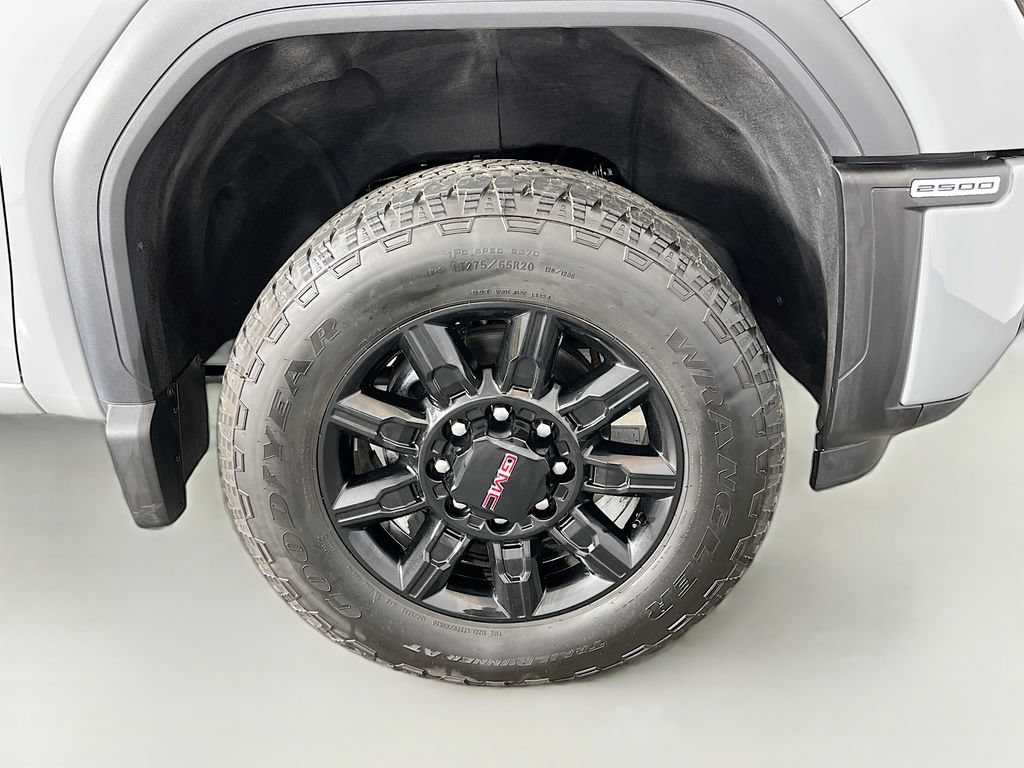 Used 2024 GMC Sierra 2500 AT4 w/ Technology Package AWD/4WD image 38