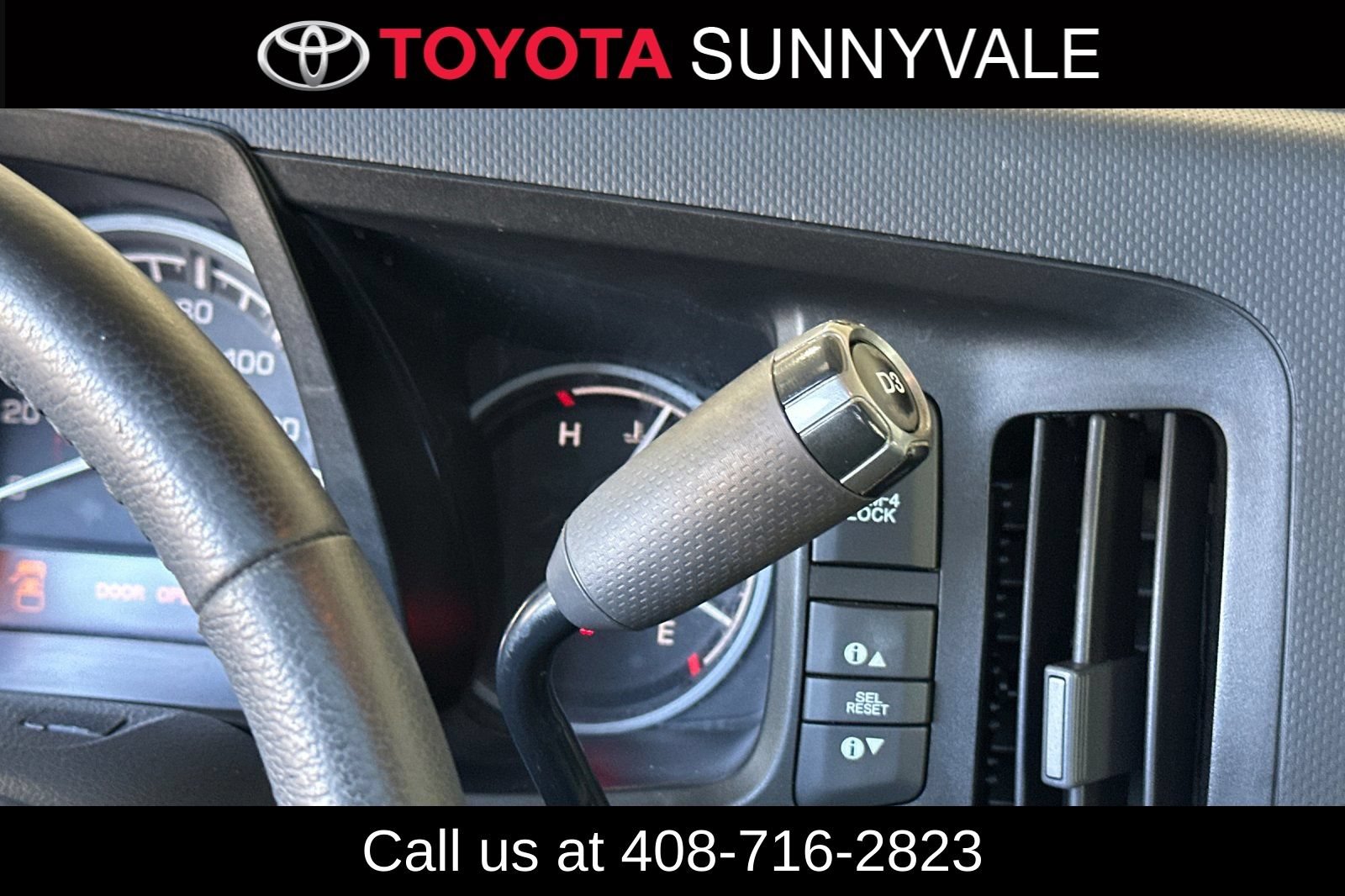 Used 2014 Honda Ridgeline SE image 25