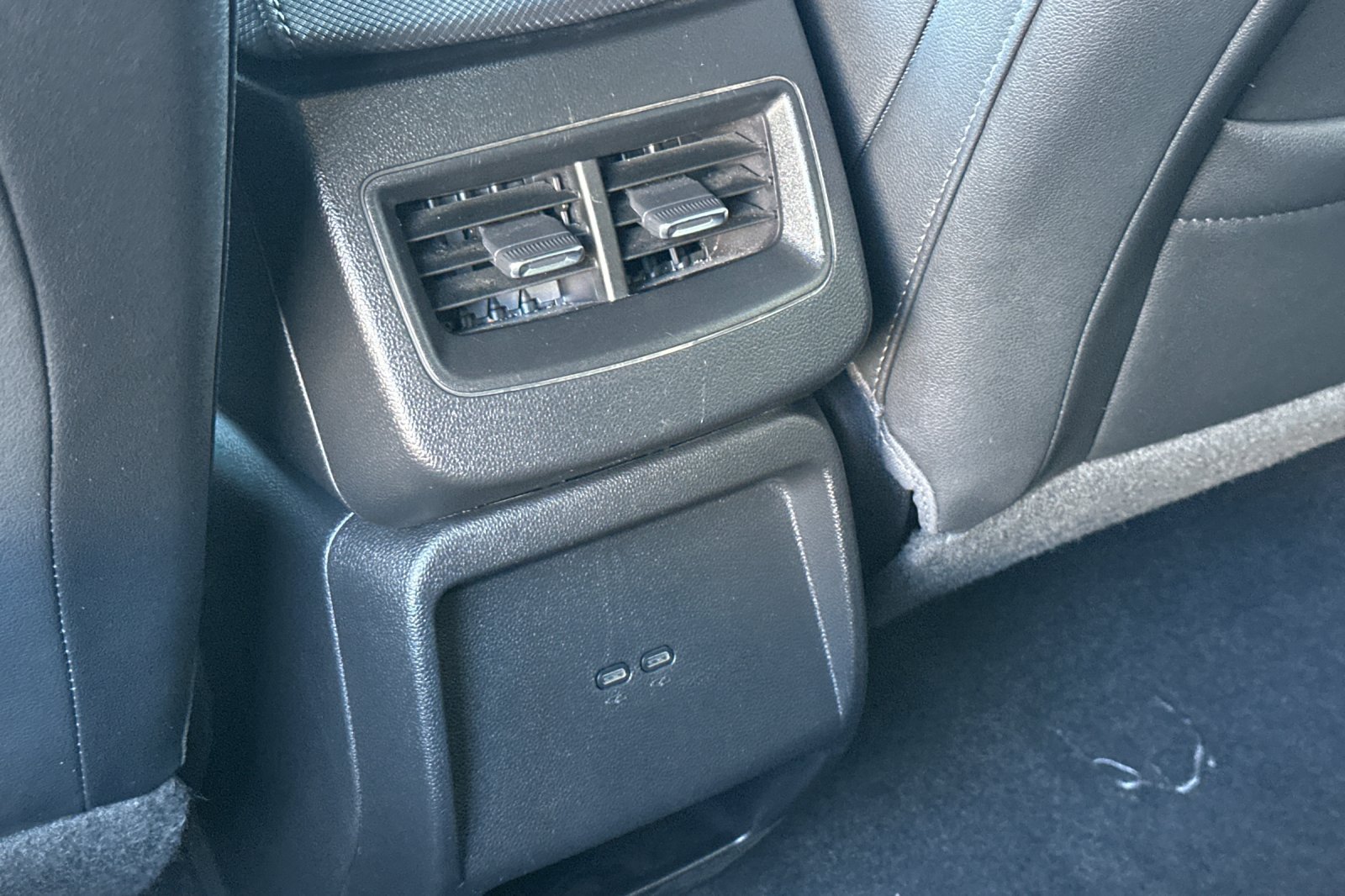 Used 2024 Chevrolet Equinox EV LT FWD image 42