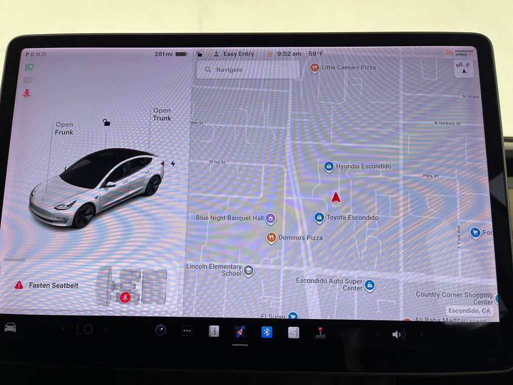 Used 2021 Tesla Model 3 Standard Range Plus image 22