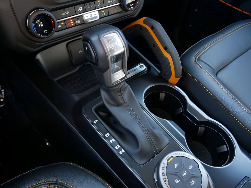 Used 2024 Ford Bronco Badlands image 22