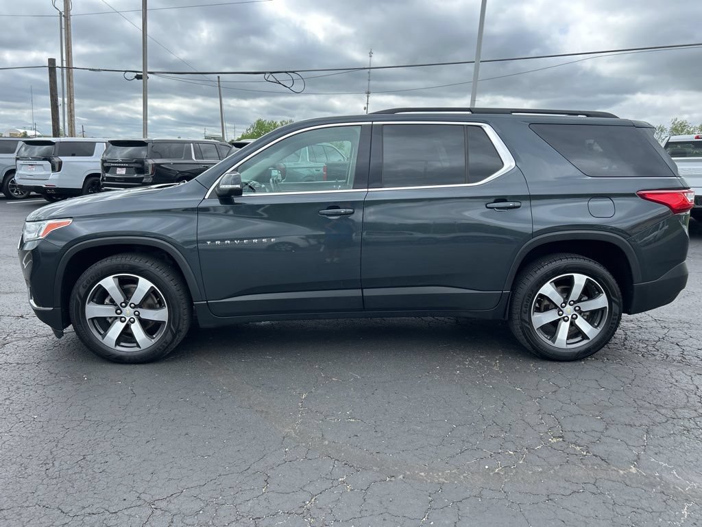 Used 2021 Chevrolet Traverse LT w/ LT Premium Package FWD image 8