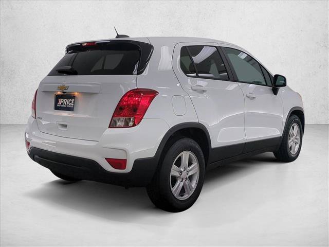 Used 2020 Chevrolet Trax LS w/ Tint and Cruise Package FWD image 5