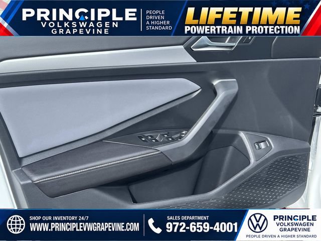 New 2027 Volkswagen Jetta SE FWD image 10