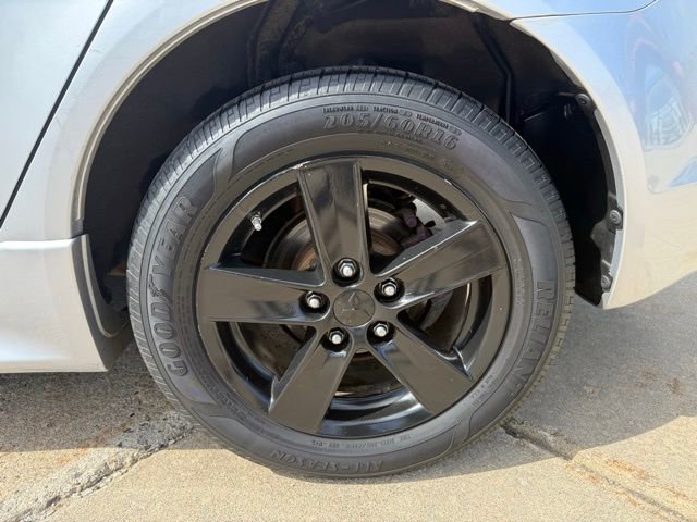 Used 2014 Mitsubishi Lancer ES FWD image 10