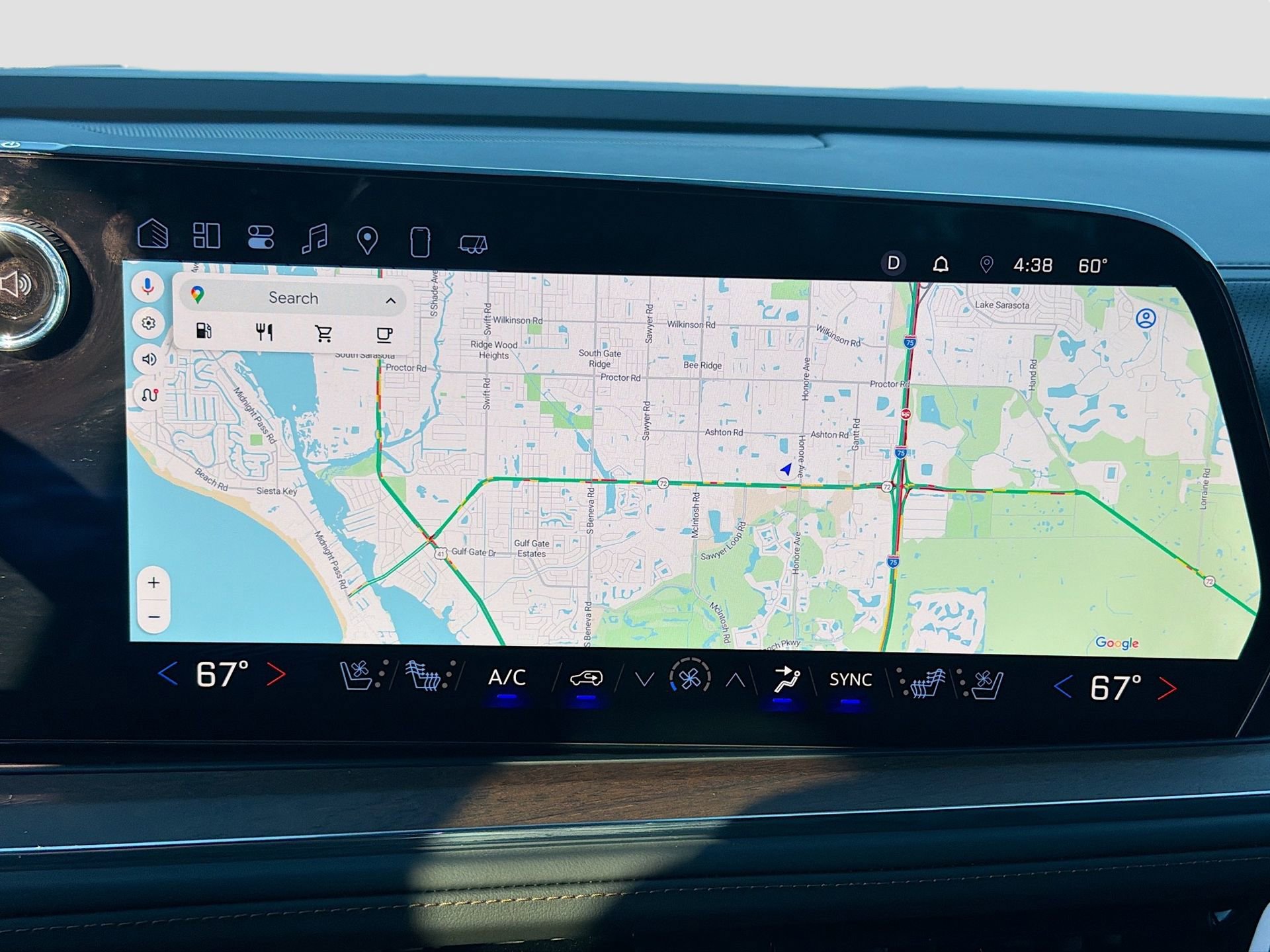 Used 2025 Chevrolet Suburban High Country image 33