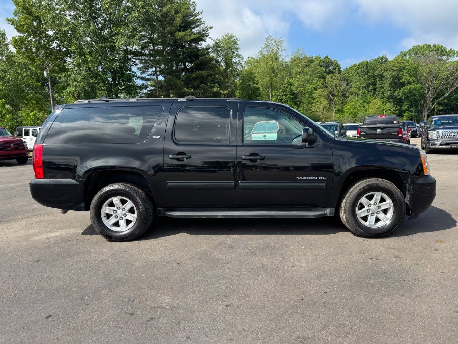 Used 2013 GMC Yukon XL SLT w/ SLT-2 Equipment Package AWD/4WD image 6