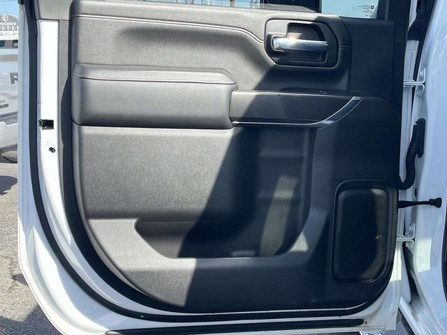 Used 2022 GMC Sierra 3500 AT4 w/ Gooseneck/5TH Wheel Package image 16