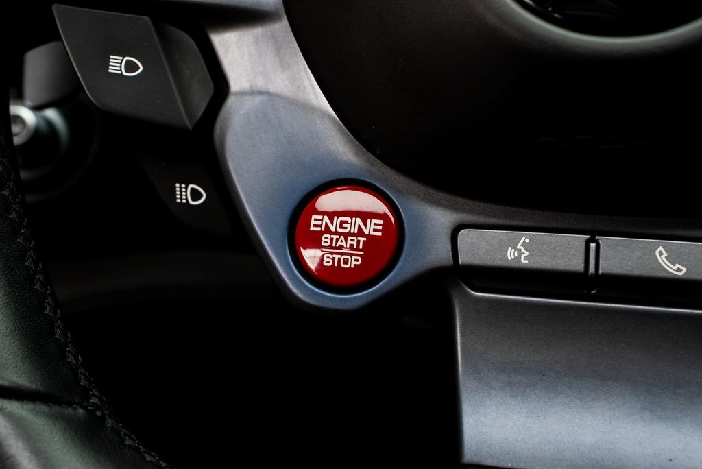 Used 2019 Ferrari Portofino RWD image 23