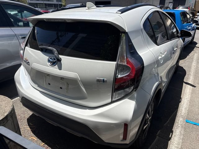 Used 2019 Toyota Prius C w/ Carpet Mat Package FWD image 3