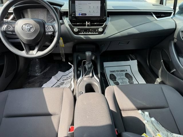 Used 2024 Toyota Corolla LE FWD image 11